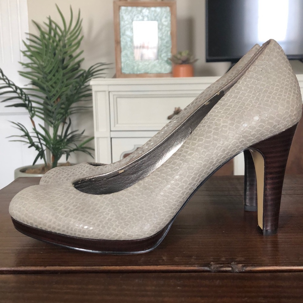 Bandolino pumps